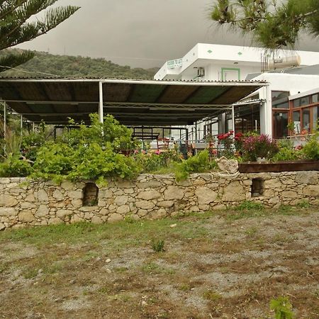 רודאקינון Kleanthis Apartments מראה חיצוני תמונה