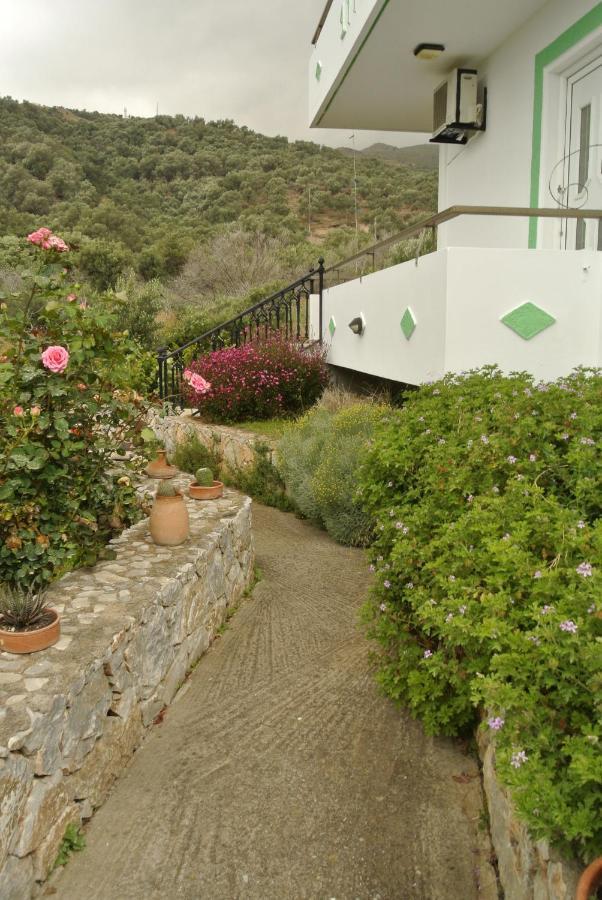 רודאקינון Kleanthis Apartments מראה חיצוני תמונה